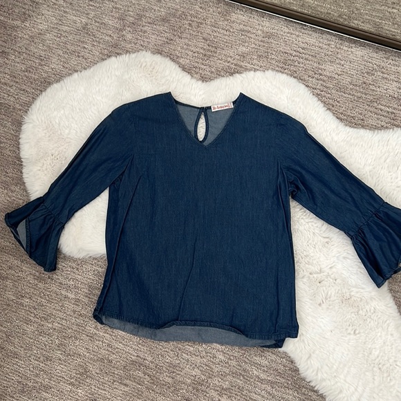 Soft denim top - Picture 1 of 4